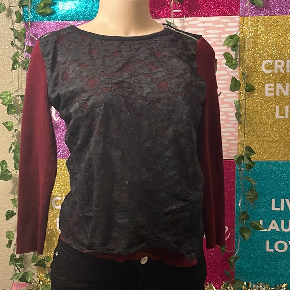 ALL AT ONCE SIZE M Burgany Long Sleeves blouse